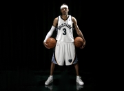 -文班亚马，季后赛之夜，稳定如钟的未来之钥