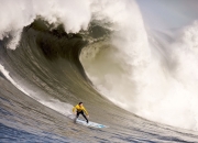 九游娱乐官方网站-马丁内利关键时刻挺身而出，比利亚雷亚尔风暴冲垮伊拉克防线