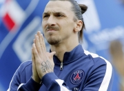 九游体育-欧冠淘汰赛焦点战，巴黎单节风暴拉开利物浦，战术突变改写晋级格局