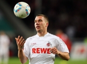 九游APP-红土险胜温网荣耀，阿尔卡拉斯蒙特卡洛惊艳四座，定义新生代网球哲学