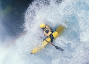 九游体育-凯恩独木成林，中国险胜丹麦背后的孤胆英雄与团队暗礁