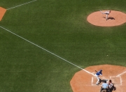 九游中国-红牛车队翻盘迈凯伦，塞恩斯统治全场，一场策略与意志的胜利