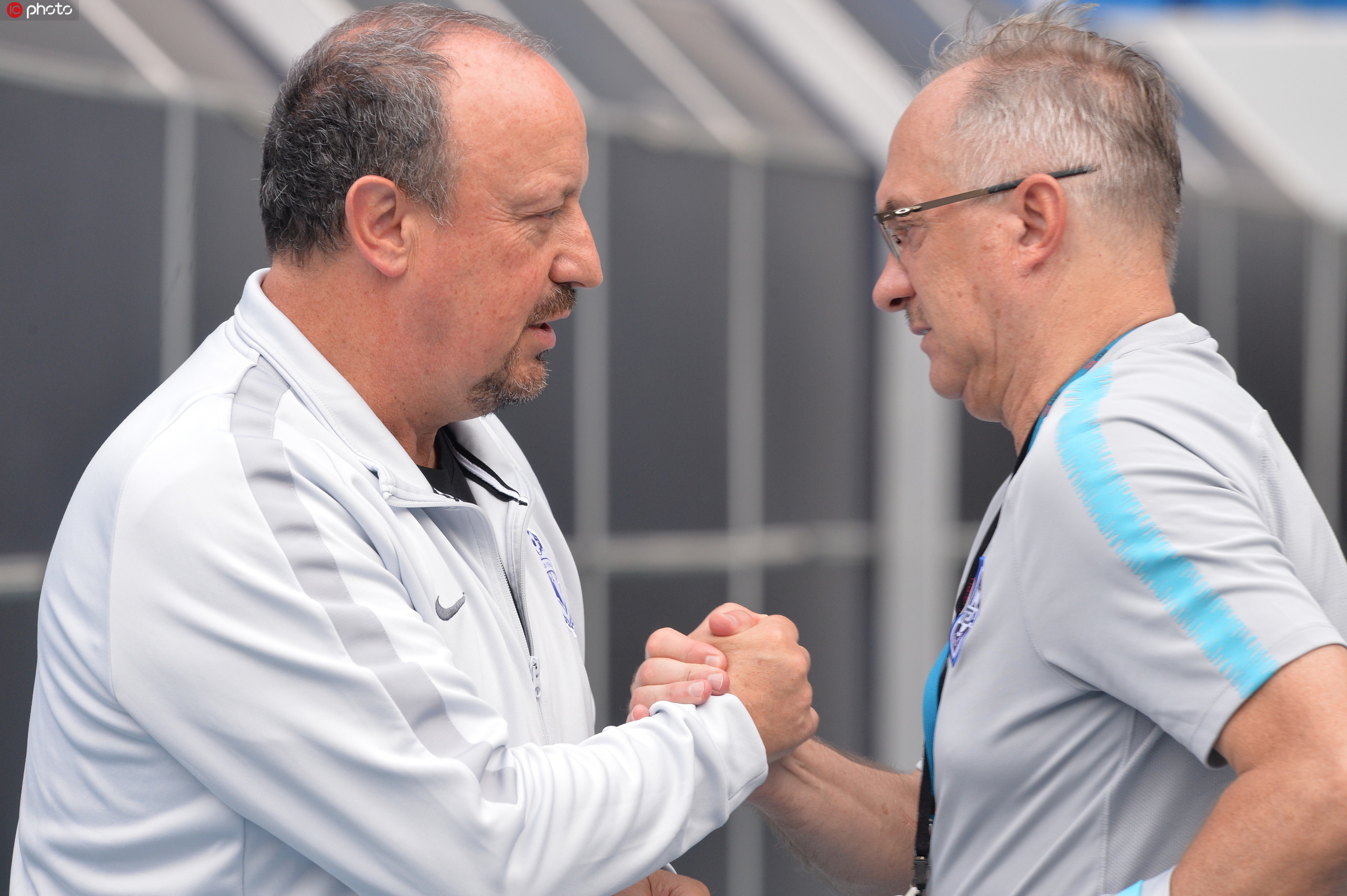 包含爵士队窘况处境，需迅速调整备战下一场的词条